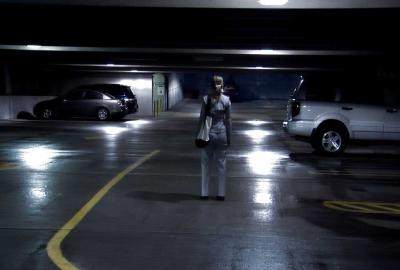 Take Out woman alone in a parking garage